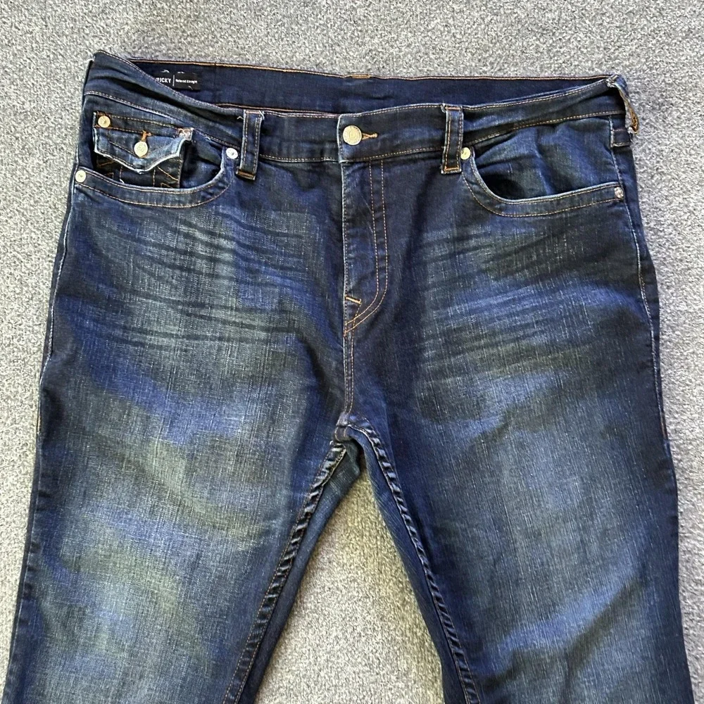 True Religion Ricky Relaxed Straight Jeans Mens 42x32 Blue Dark Wash Denim